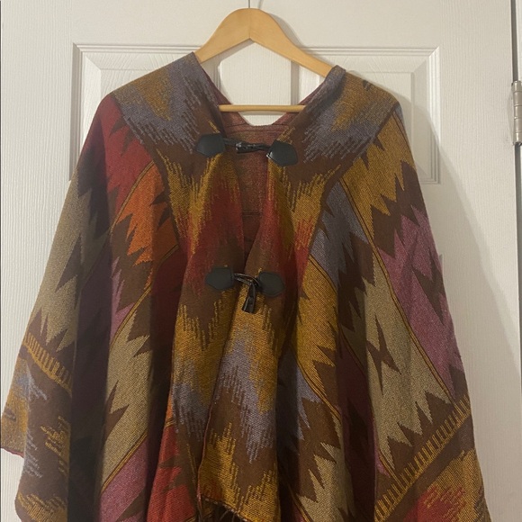 Step In Style Jackets & Blazers - Vintage Colorful Western Patterned Poncho with Fringe
